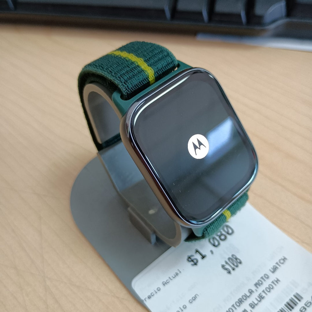 SMARTWATCH MOTOROLA MOTO WATCH FIT 49 MM BLUETOOTH (SEMINUEVO)