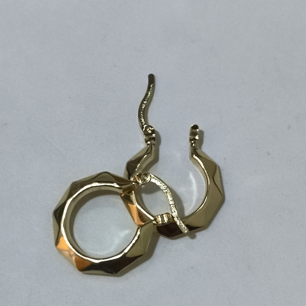 ARETES TEJIDO ARRACADAS FACETADAS 14K 1.7 GR (NUEVO)