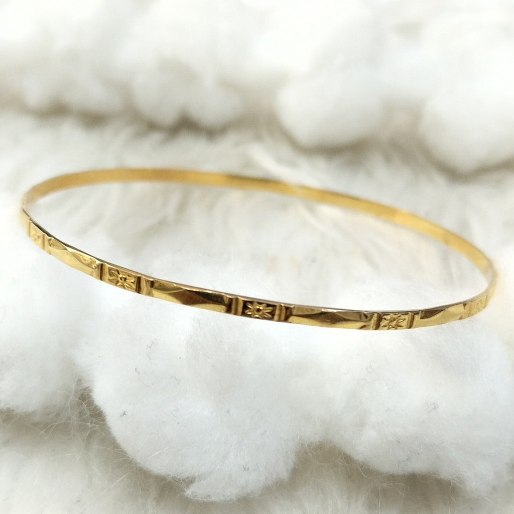 PULSERA RIGIDA ORO 14 K 3.3 GRMS (SEMINUEVO)