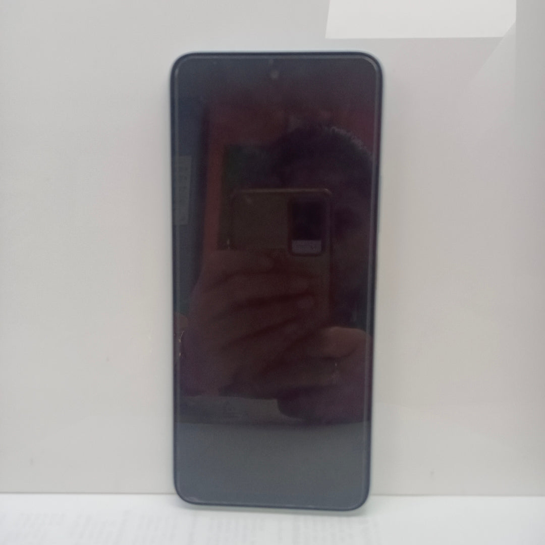 CELULAR XIAOMI REDMI 13 24049RN28L (2024) 256 GB 8 GB RAM (SEMINUEVO)