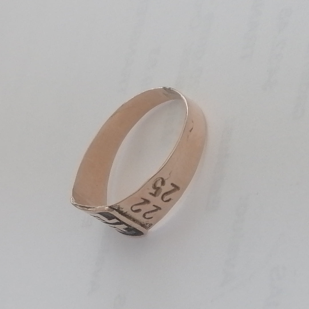 ANILLO DE GRADUACIÓN ORO 8 K 1 GRMS (SEMINUEVO)
