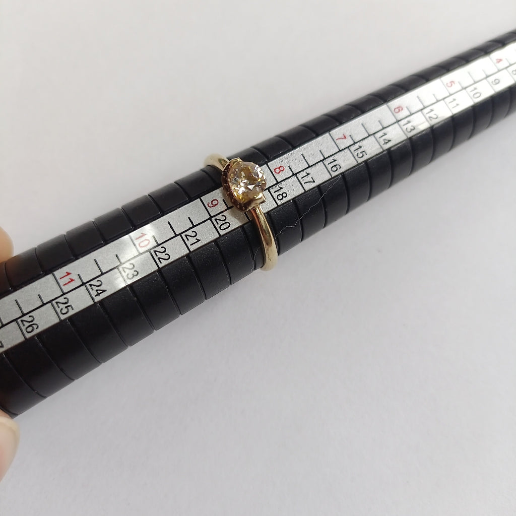 ANILLO, SOLITARIO ORO 10 K 1.8 GRMS (SEMINUEVO)