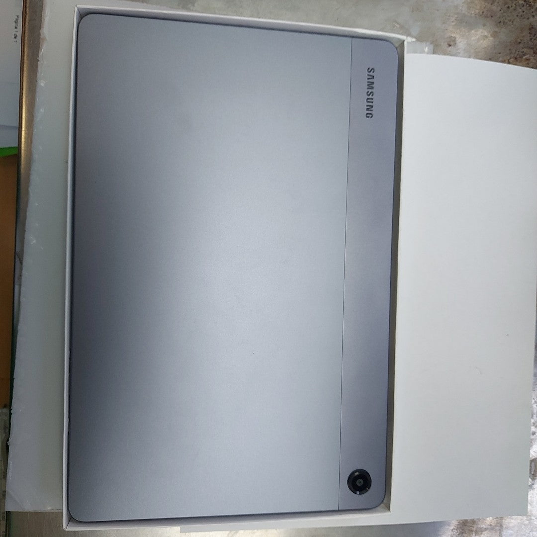 TABLETA SAMSUNG GALAXY TAB A11+ SM-X230 (2025) 128 GB 6 GB RAM (SEMINUEVO)