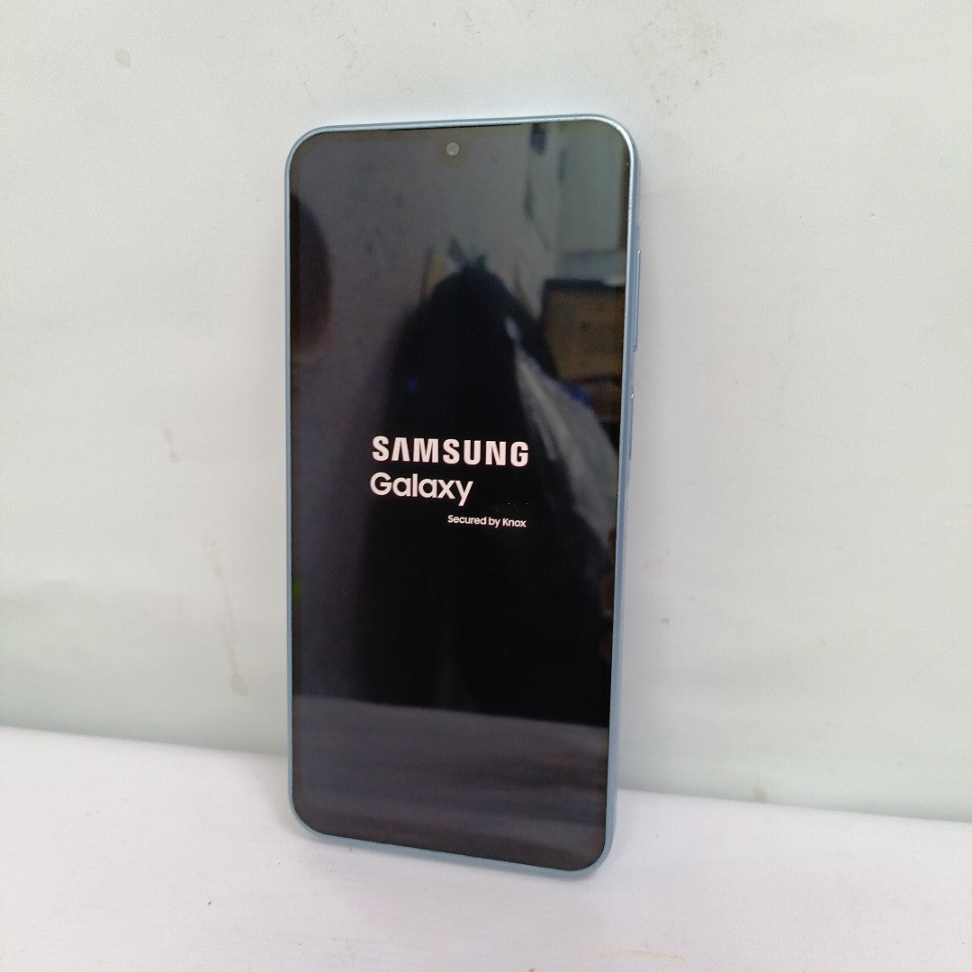 CELULAR SAMSUNG GALAXY A17 SM-A175F (2025) 128 GB 4 GB RAM (SEMINUEVO)