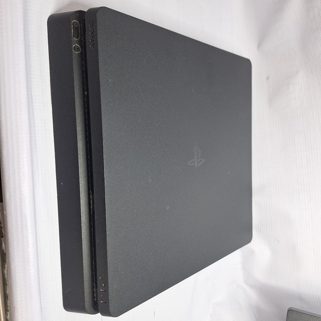 CONSOLA DE VIDEOJUEGO SONY PS4 SLIM 1 TB (SEMINUEVO)