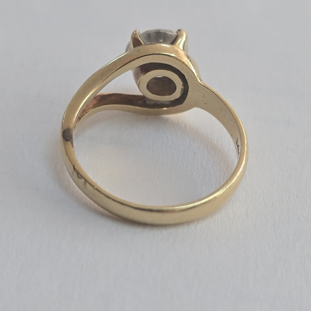 SOLITARIO ORO 14 K 3,20 GRMS (SEMINUEVO)
