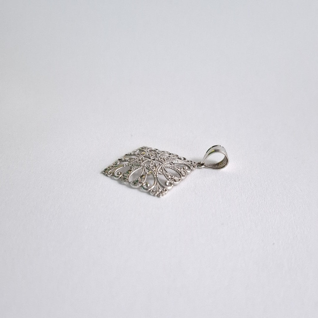DIJE ORO BLANCO 14 K 1,80 GRMS (SEMINUEVO)