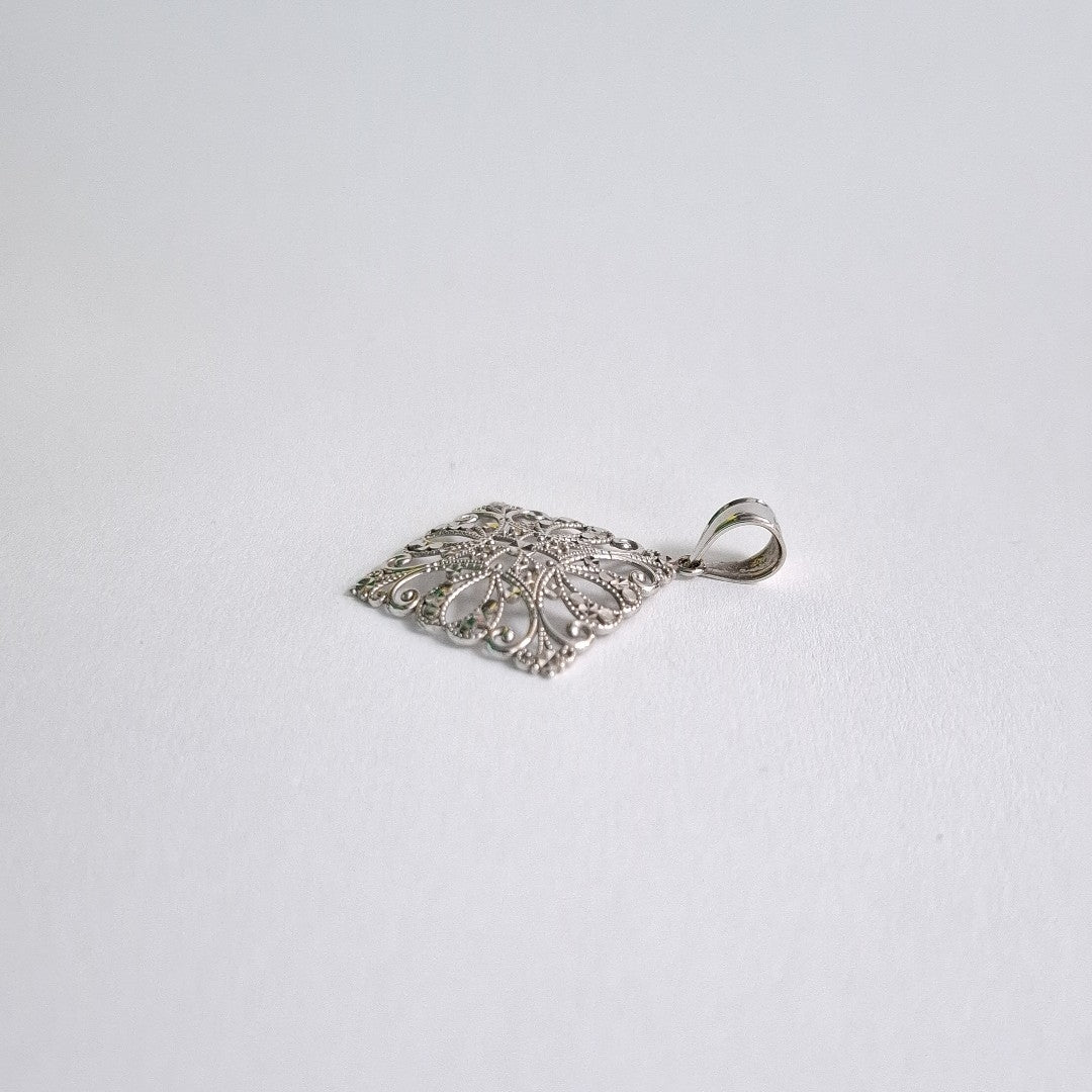 DIJE ORO BLANCO 14 K 1,80 GRMS (SEMINUEVO)
