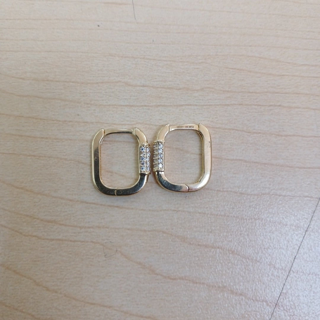 ARETES HUGGIES OVALADA C CIRCONIAS 14K 2.5 GR (NUEVO)