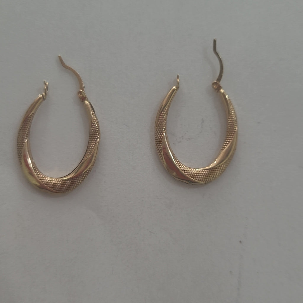 ARETES PAR ORO 10 K 2.8 GRMS (SEMINUEVO)