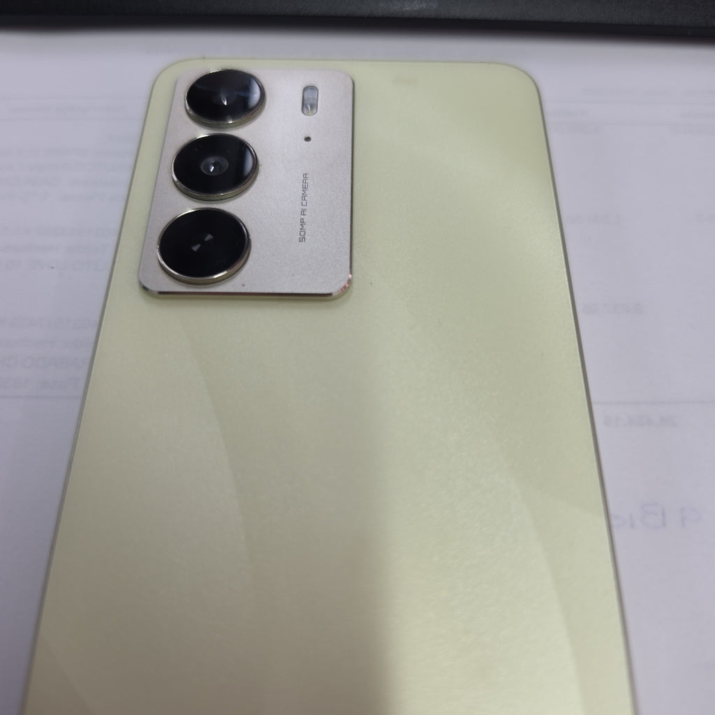 CELULAR REALME C75 RMX3941 (2025) 256 GB 8 GB RAM (SEMINUEVO)