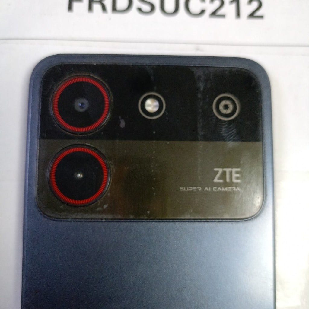 CELULAR ZTE BLADE A54 128 GB 4 GB RAM (SEMINUEVO)