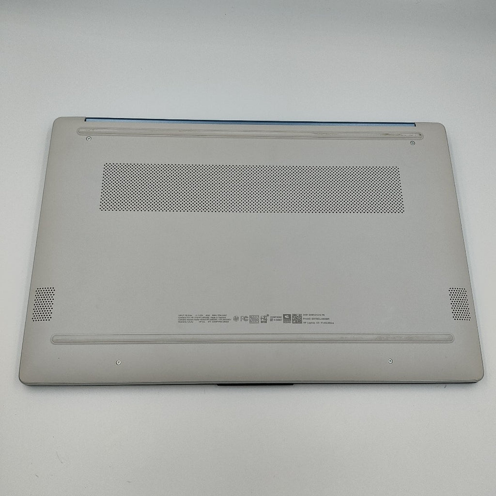 LAPTOP HP 15-FC0230LA (2025) 512 GB SSD 8 GB RAM (SEMINUEVO)