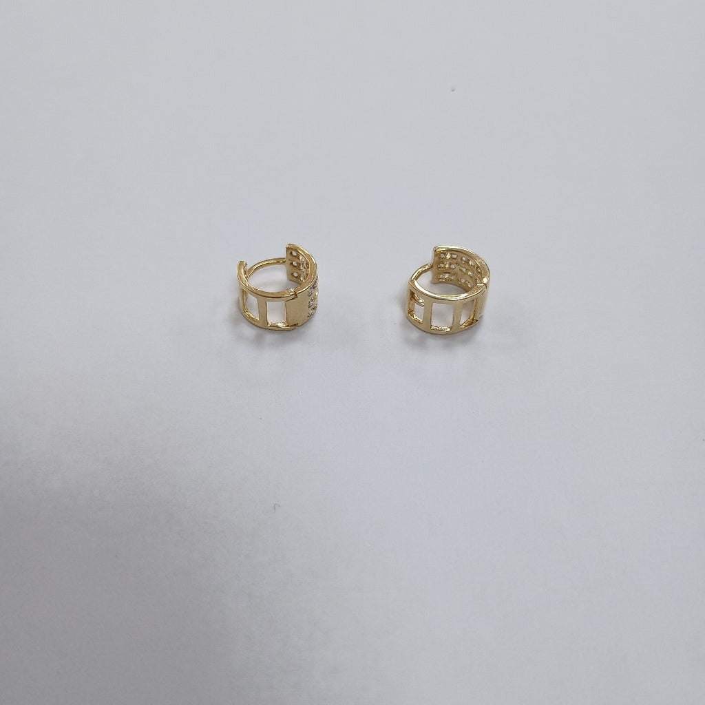 ARETES HUGGIES C CIRCONIA 14K 2.2 GR (NUEVO)