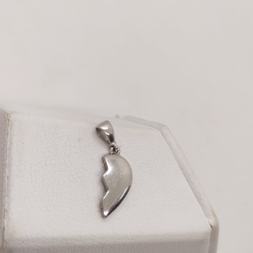 DIJE ORO BLANCO 10 K 0,80 GRMS (SEMINUEVO)