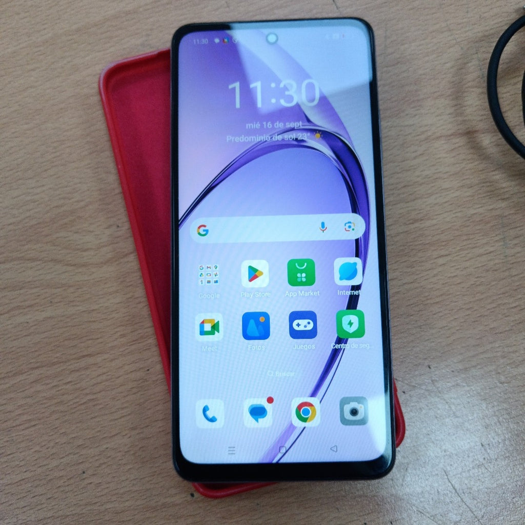 CELULAR OPPO A40 CPH2669 (2024) 256 GB 4 GB RAM (SEMINUEVO)