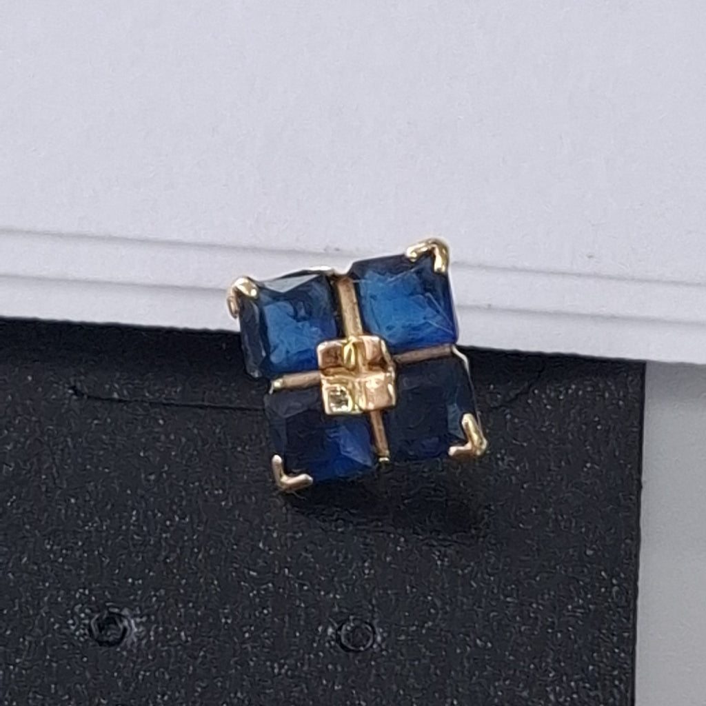 ARETES PAR ORO 10 K 0.5 GRMS (SEMINUEVO)