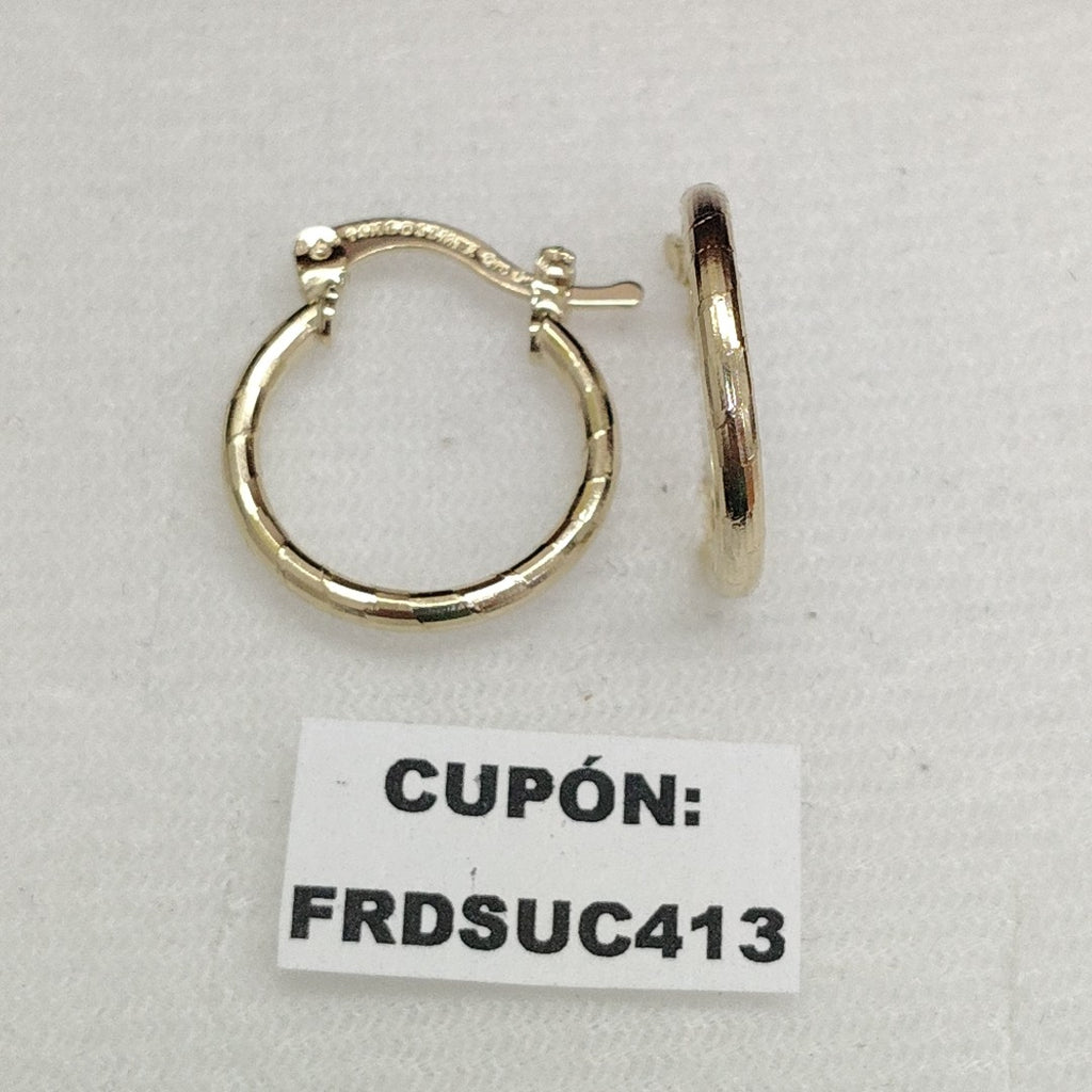 ARETES ARRACADAS ESTRIADAS 14K 1.4 GR (NUEVO)