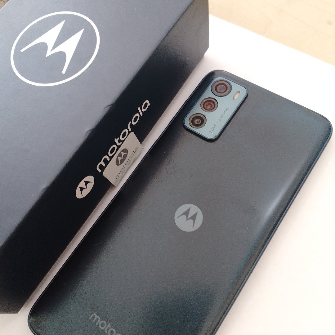 CELULAR MOTOROLA MOTO G42 XT2233-1 128 GB 4 GB RAM (SEMINUEVO)