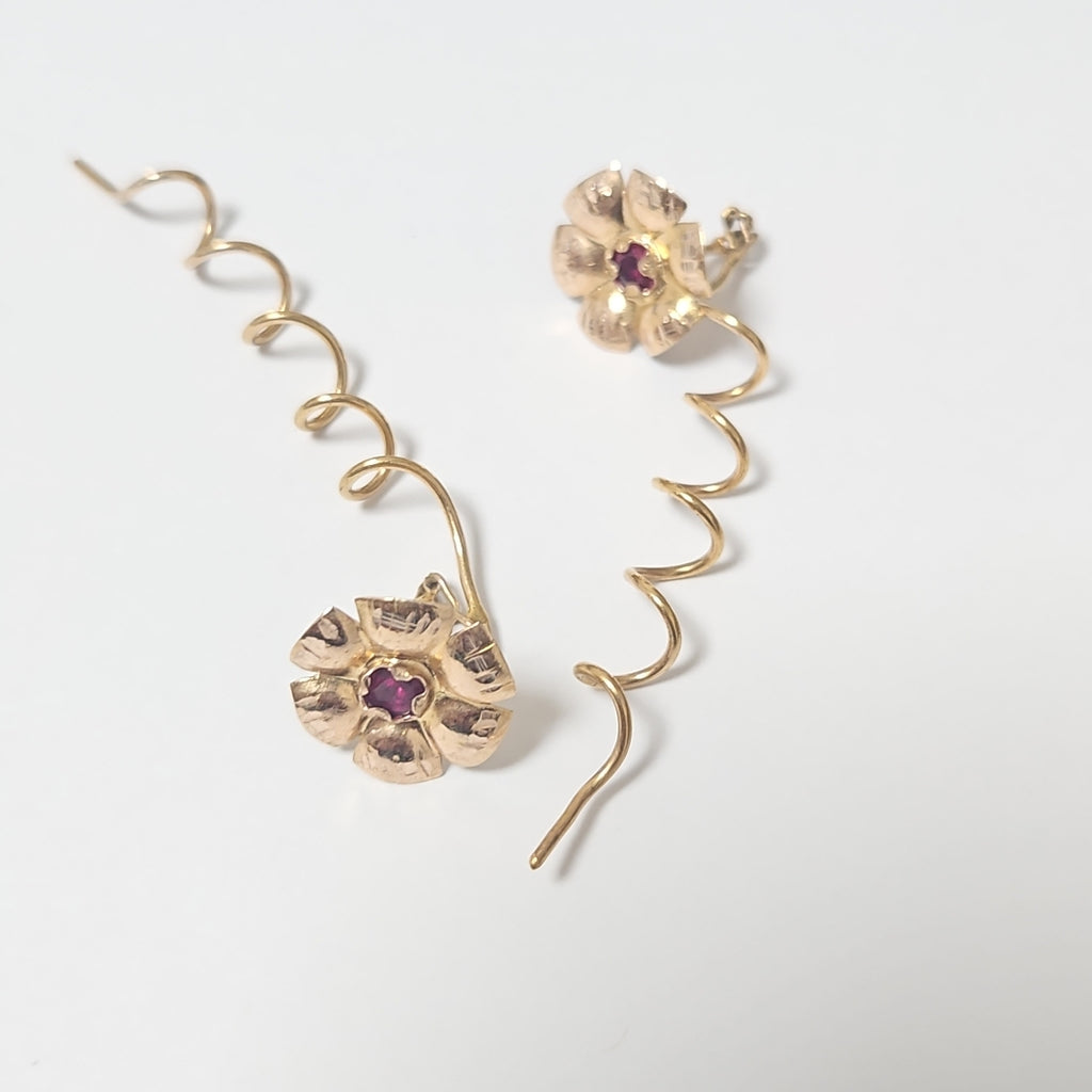 ARETES PAR ORO 8 K 3.1 GRMS (SEMINUEVO)
