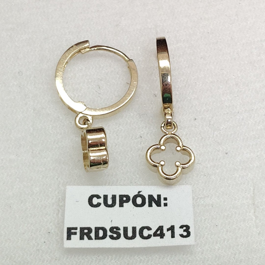 ARETES ARRACADAS CON DIJE 14K 2.4 GR (NUEVO)