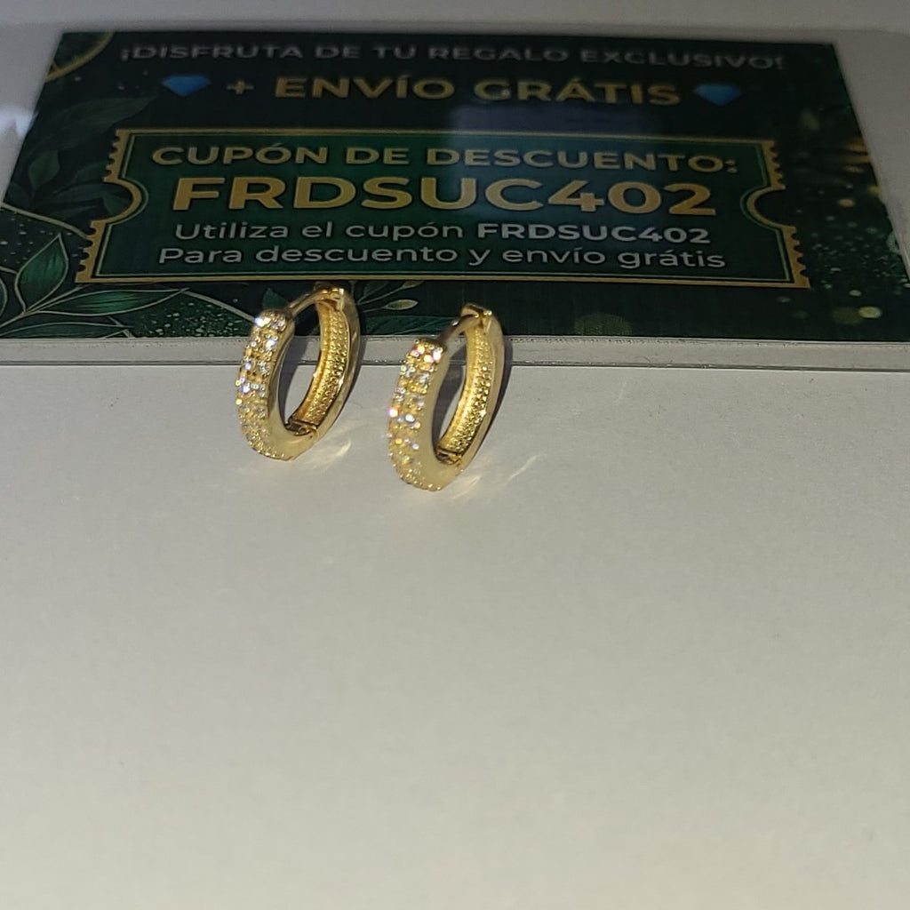 ARETES HUGGIES C CIRCONIAS 14K 1.8 GR (NUEVO)