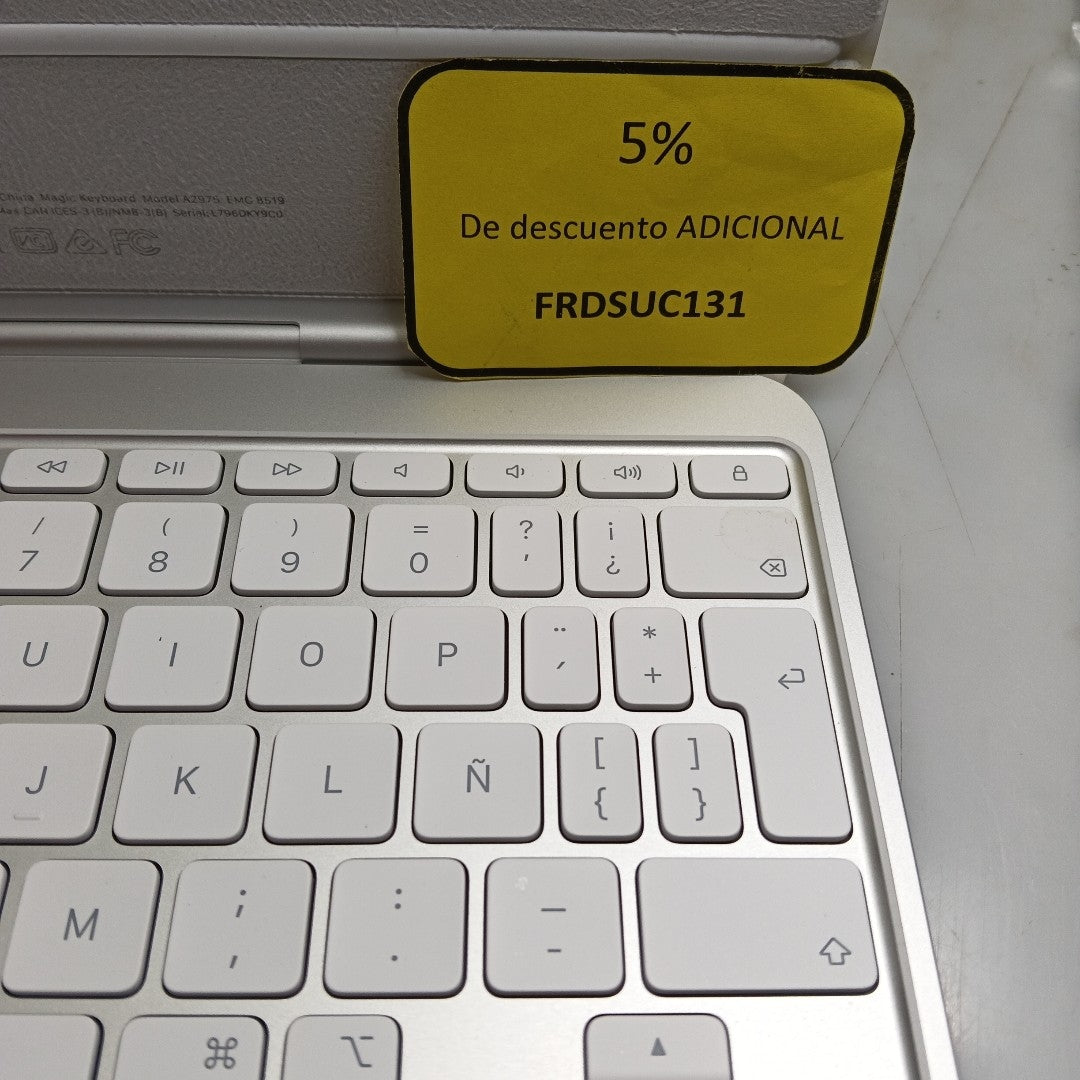 TECLADO INALAMBRICO APPLE MAGIC KEYBOARD A2975 RECARGABLE