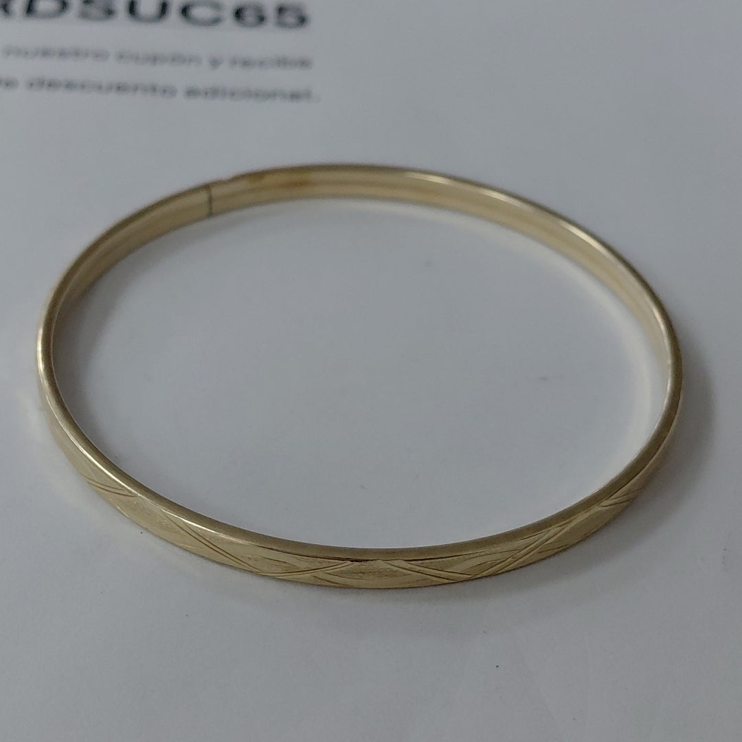 PULSERA RIGIDA ORO 10 K 5.2 GRMS (SEMINUEVO)