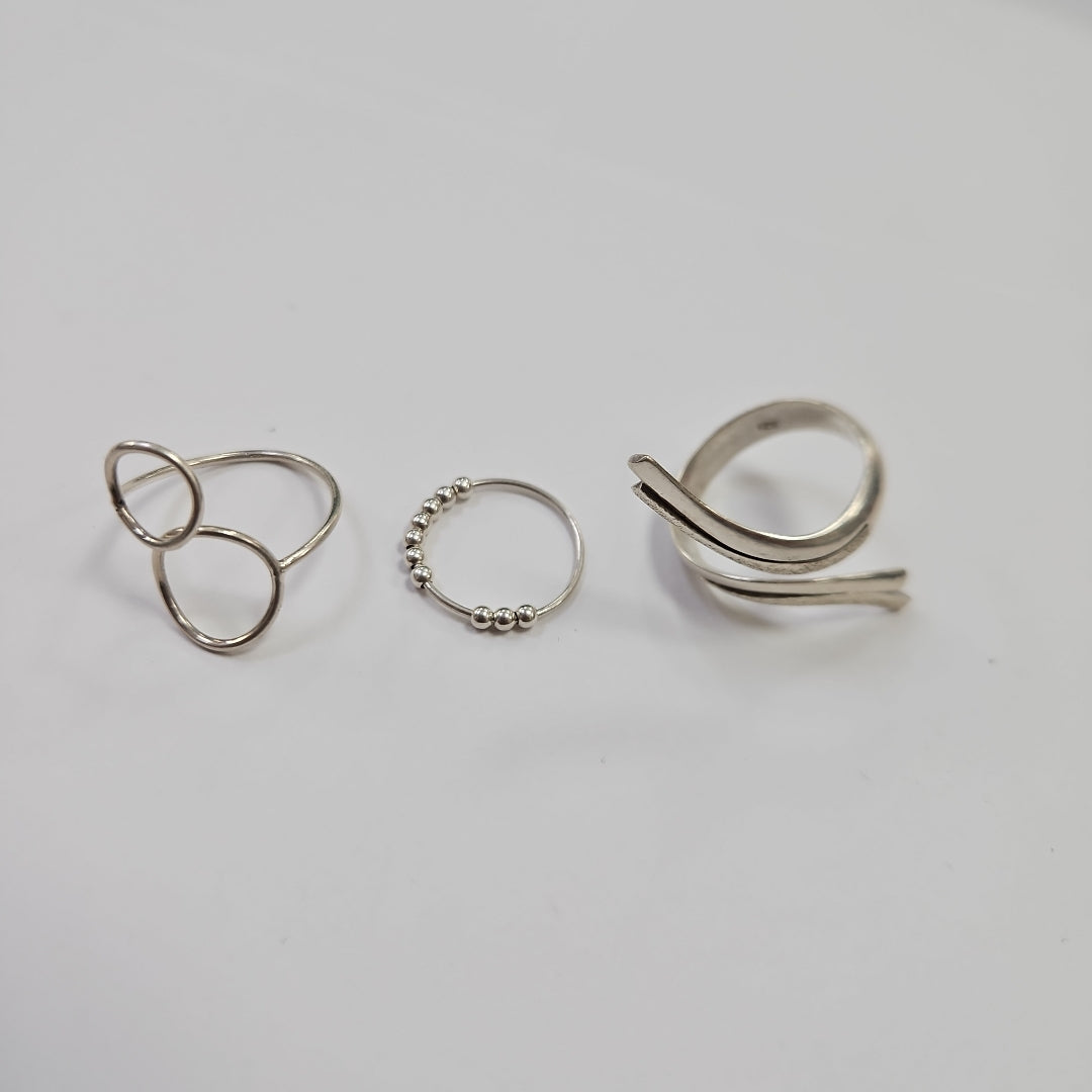ANILLITO, ANILLO, ARRACADAS PAR PLATA 35.7 GRMS (SEMINUEVO)