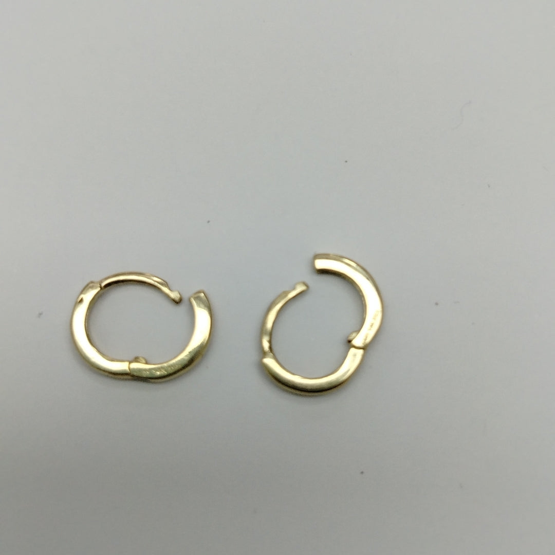 ARETES HUGGIE 14K 1.3 GR (NUEVO)
