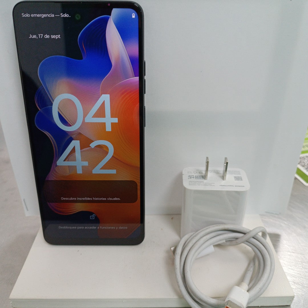 CELULAR MOTOROLA MOTO G24 XT2423-1 (2024) 256 GB 4 GB RAM (SEMINUEVO)