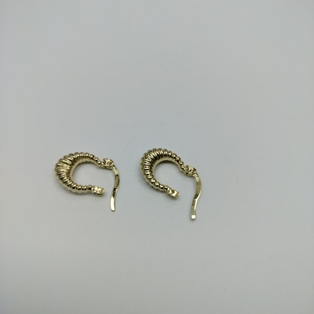 ARETES ARRACADA ESTRIADAS 14K 1.1 GR (NUEVO)