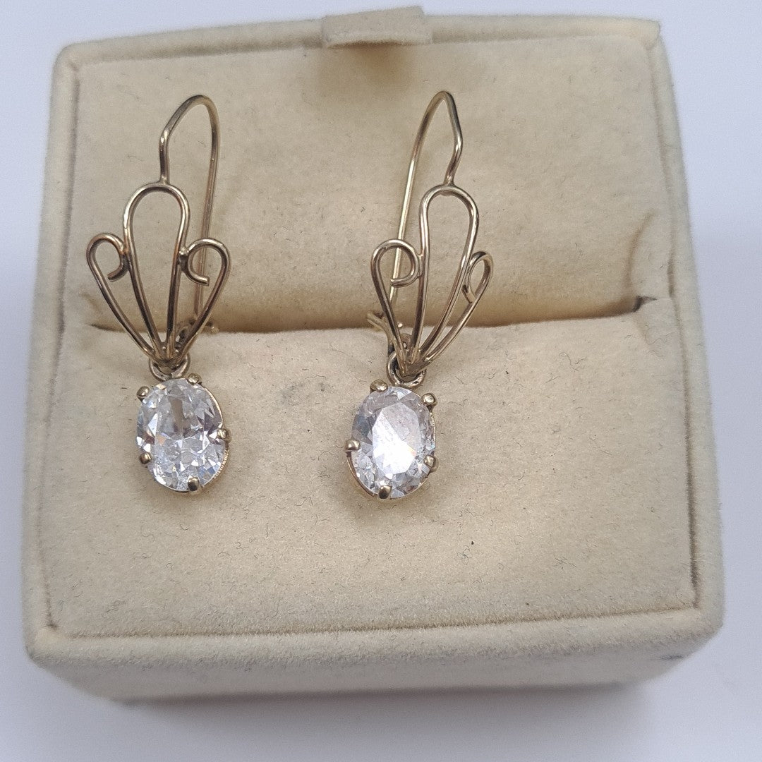 ARETES PAR ORO 10 K 2.2 GRMS (SEMINUEVO)
