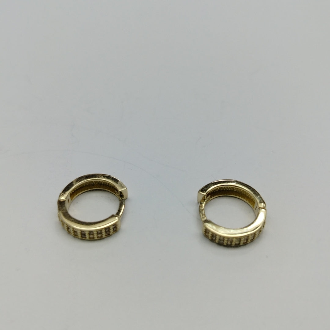 ARETES HUGGIES C CIRCONIAS 14K 2.2 GR (NUEVO)