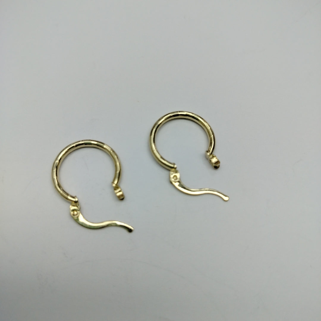 ARETES ARRACADAS ESTRIADAS 14K 1.4 GR (NUEVO)
