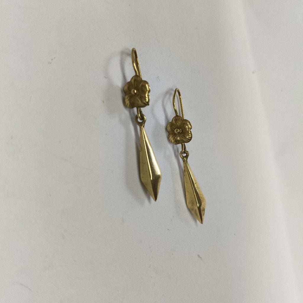 ARETES PAR ORO 18 K 2.2 GRMS (SEMINUEVO)