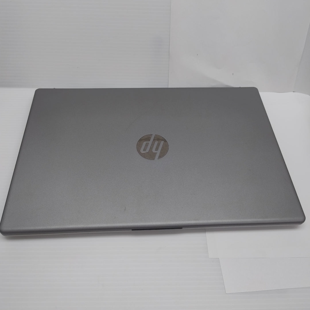 LAPTOP HP 255 G10 (2025) 512 GB SSD 8 GB RAM (SEMINUEVO)