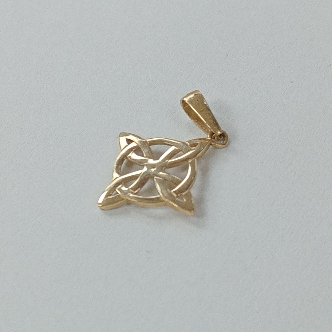 DIJE ORO 10 K 0.7 GRMS (SEMINUEVO)