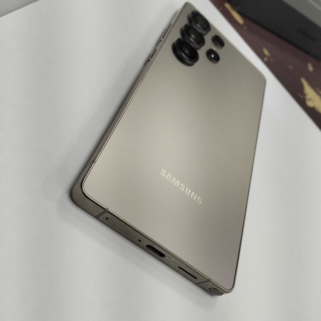 CELULAR SAMSUNG GALAXY S25 ULTRA SM-S938B (2025) 256 GB 12 GB RAM (SEMINUEVO)