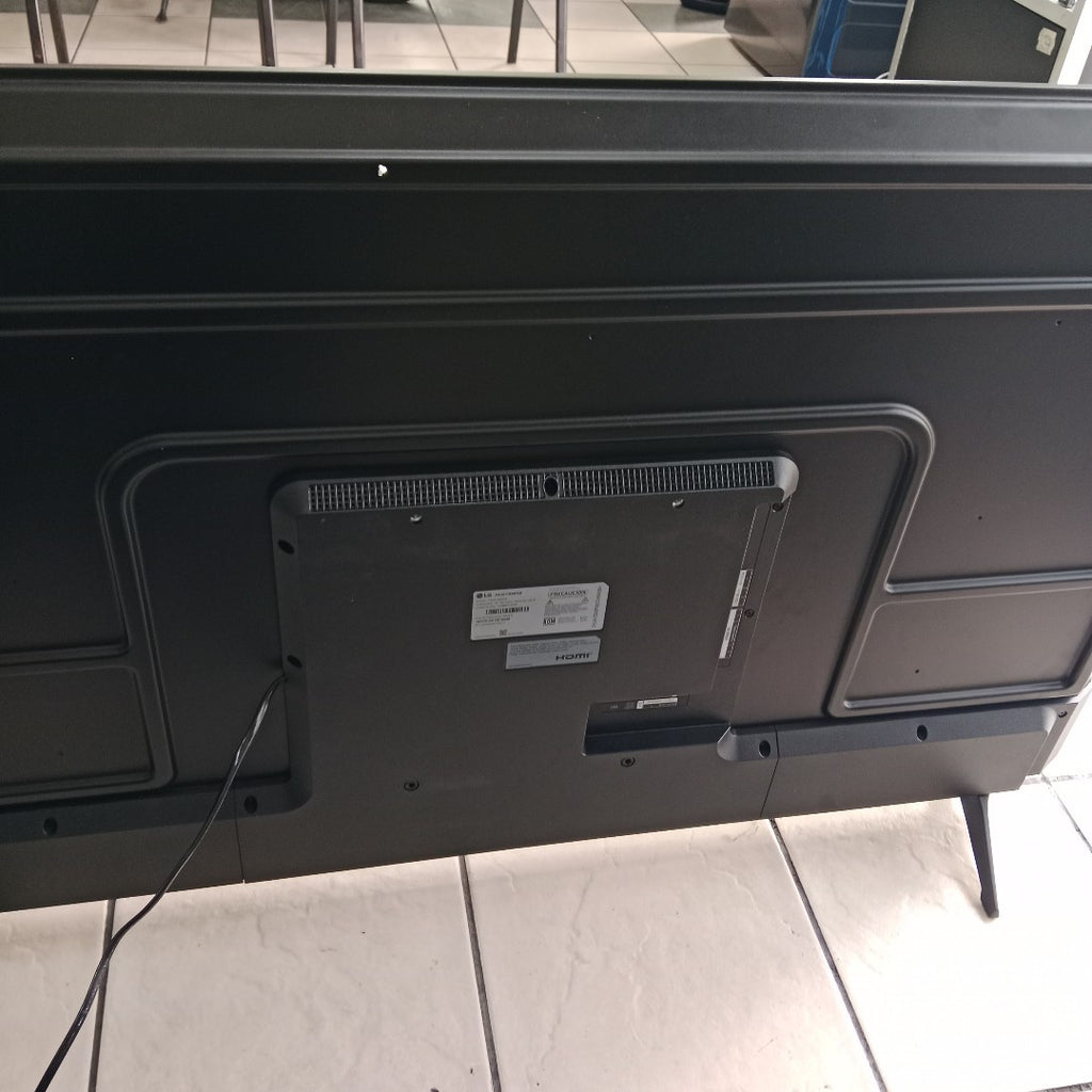 PANTALLA LG 55UA7300PSB (2025) 55" LED 4K (SEMINUEVO)