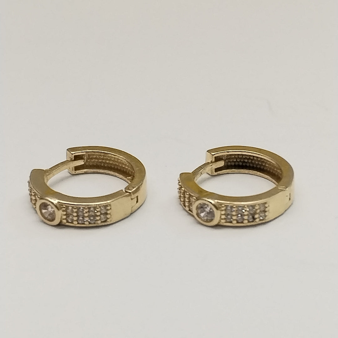 ARETES ARRACADAS C CIRCONIAS 10K 2.7 GR (NUEVO)