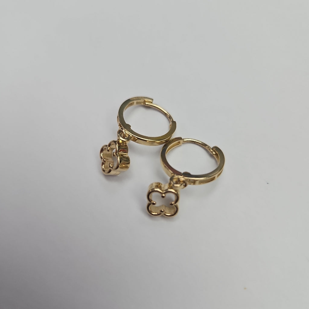 ARETES ARRACADAS CON DIJE 14K 2.4 GR (NUEVO)