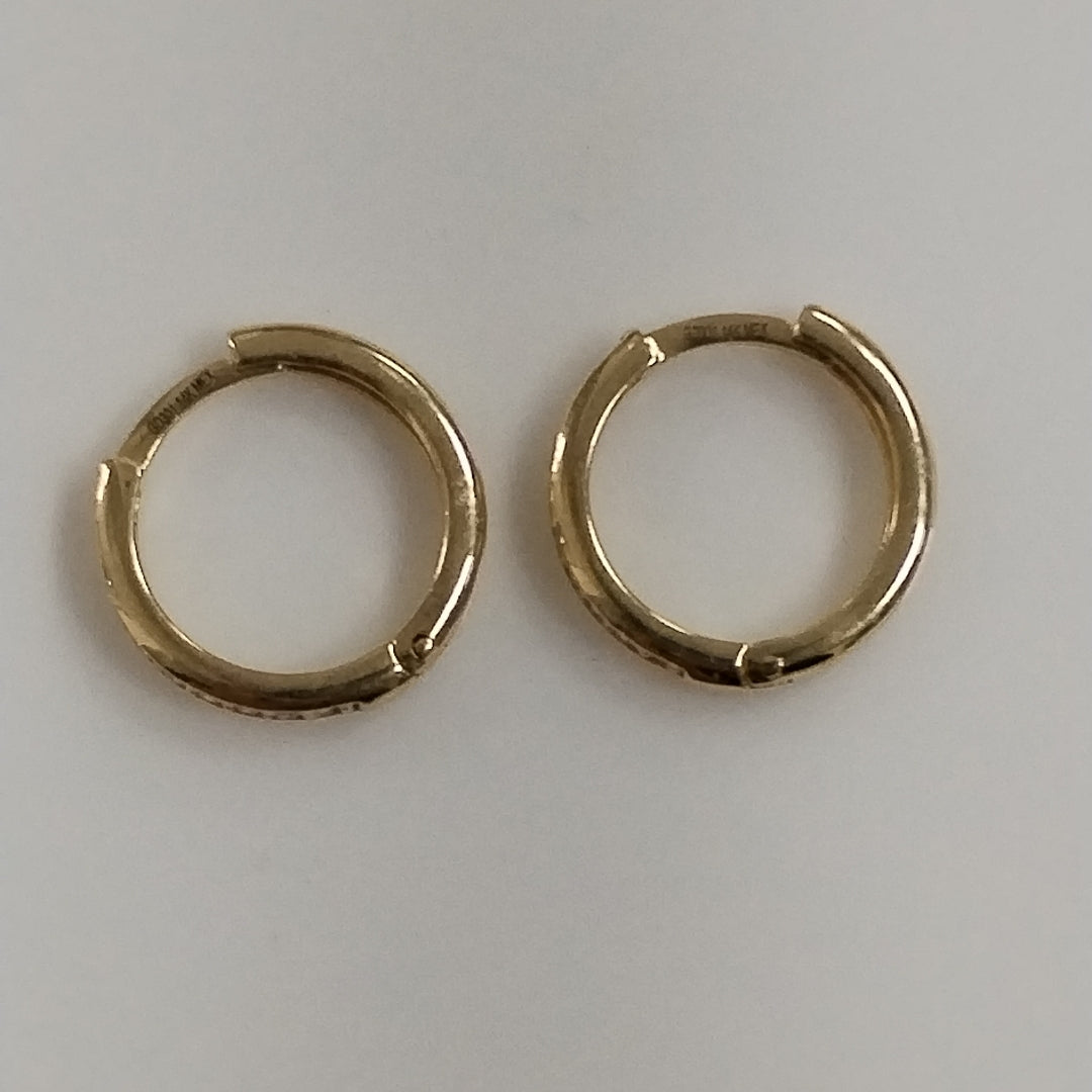 ARETES HUGGIES C CIRCONIA 14K 1.7 GR (NUEVO)