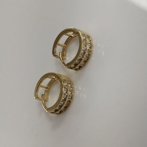 ARETES HUGGIES C CIRCONIAS 14K 1.7 GR (NUEVO)