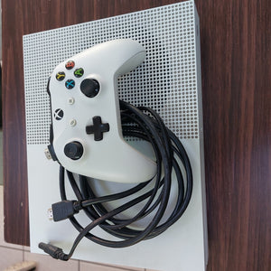 CONSOLA DE VIDEOJUEGO MICROSOFT XBOX ONE S 500 GB (SEMINUEVO)
