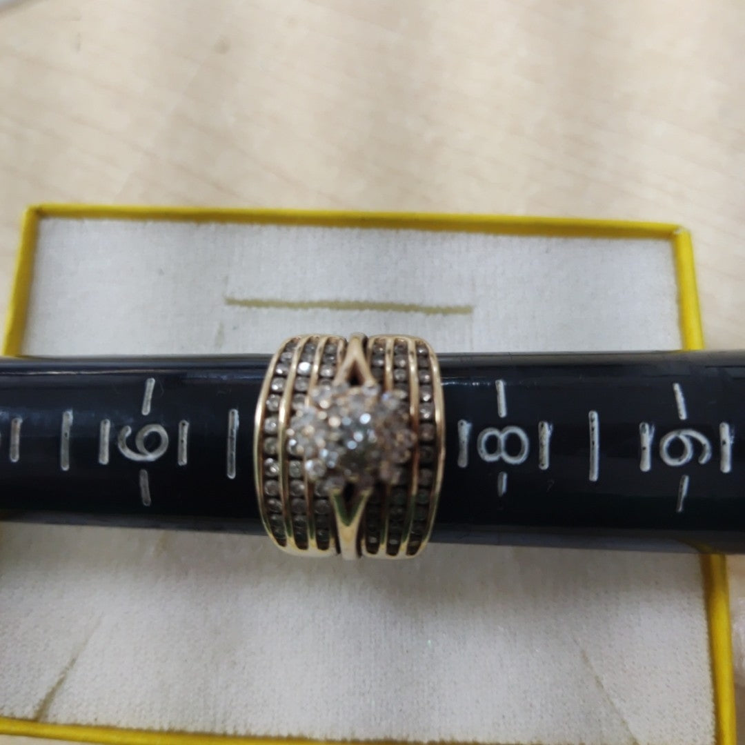 ANILLITO ORO 10 K 8.9 GRMS (SEMINUEVO)