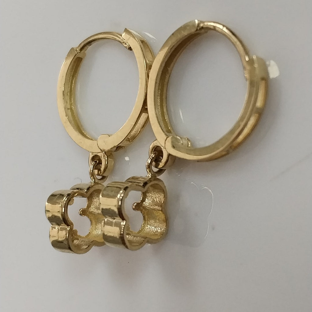 ARETES ARRACADAS CON DIJE 14K 2.4 GR (NUEVO)