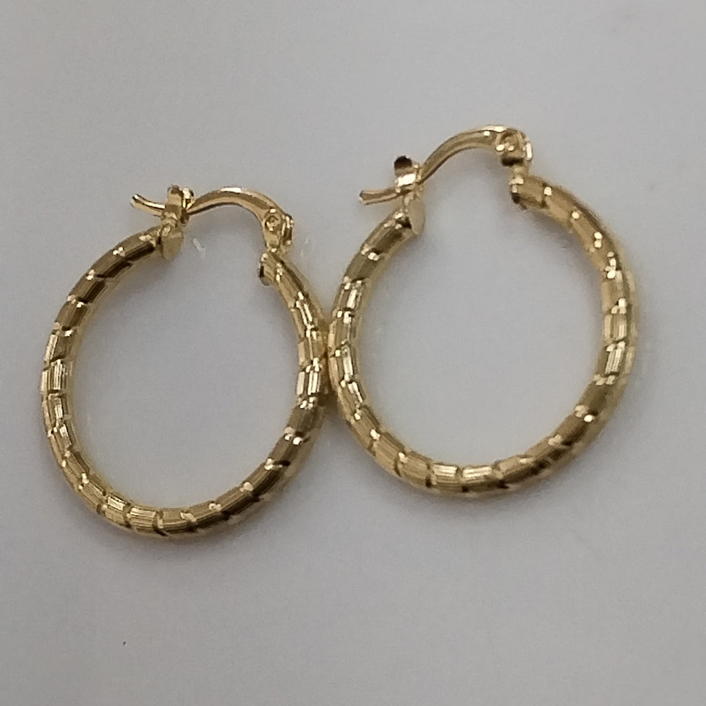 ARETES ARRACADAS LABRADAS 14K 3.3 GR (NUEVO)