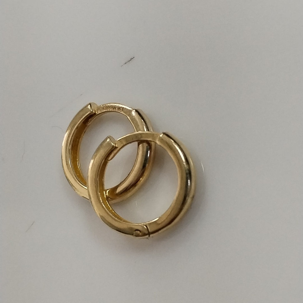 ARETES HUGGIES LISAS 14K 1.3 GR (NUEVO)
