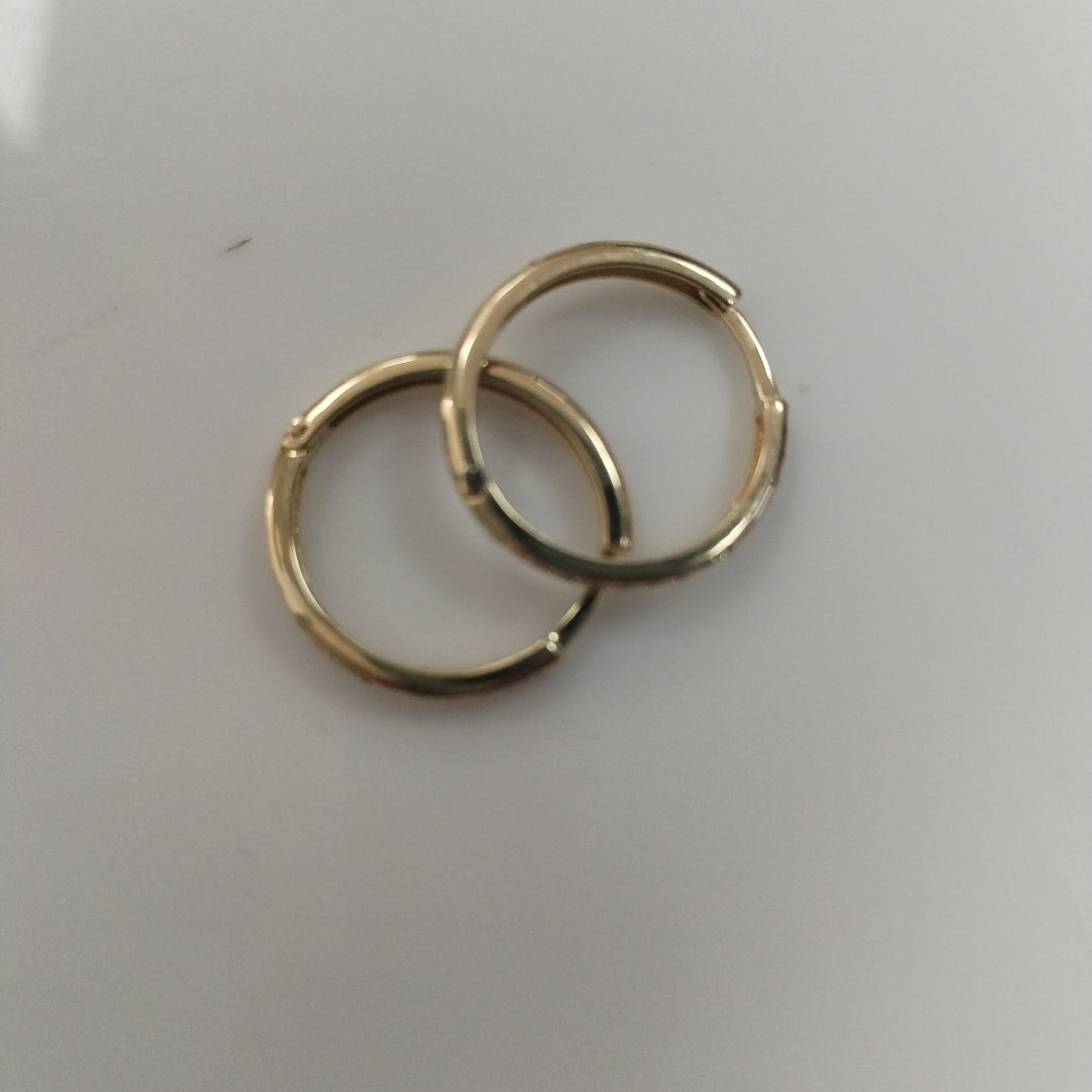 ARETES ARRACADAS C CIRCONIAS 14K 2.1 GR (NUEVO)